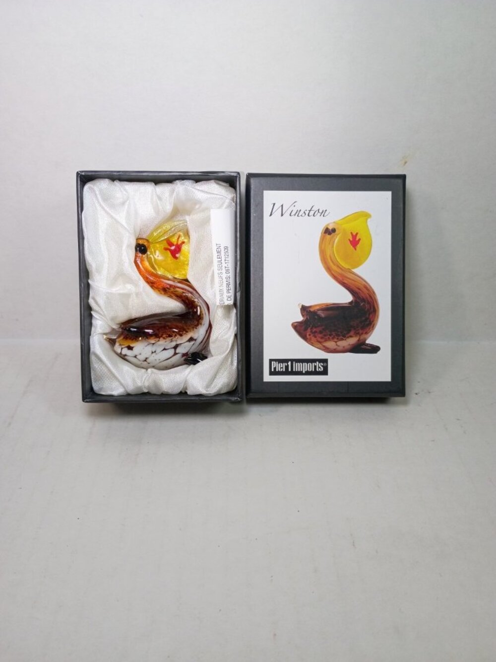 Rare Pier 1 Winston Hand Blown Glass Pelican Art Glass Paperweight